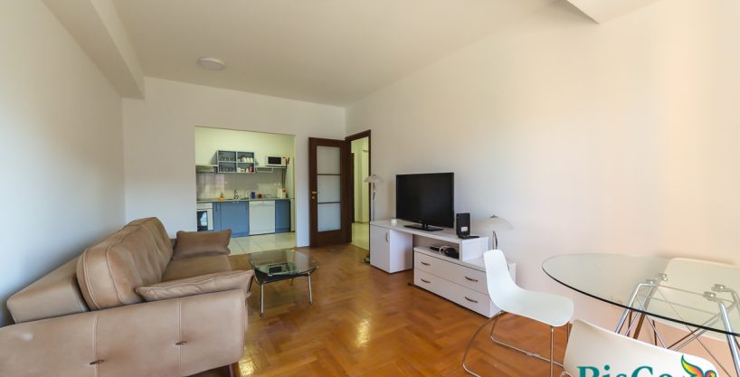 Two bedroom apartment 78m2 for rent in the Professor's building + parking space 2 Dvosoban profesorsk 6 of 13