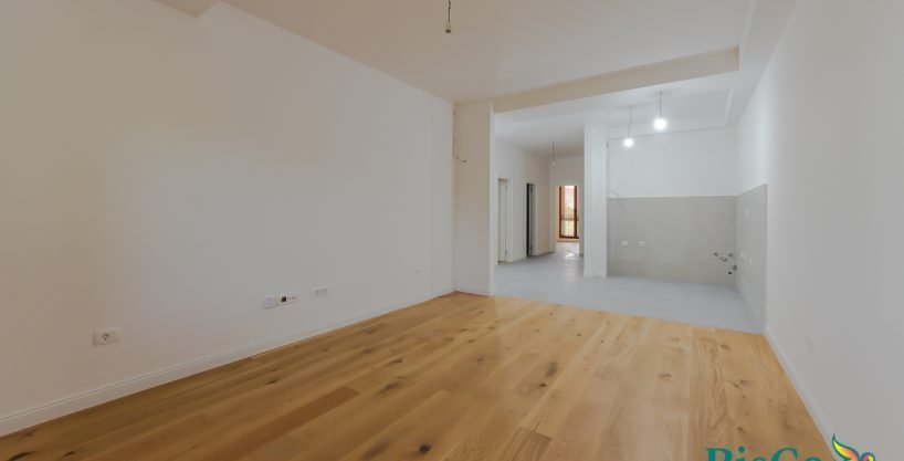 Izdaje se nov nenamješten stan u centru ispod Gorice 97m2