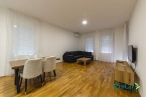 Na prodaju dvosoban stan blizu City kvarta 70m2 5 Kod delte izdavanje dvosobni 2 of 7 1