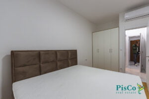 Na prodaju dvosoban stan blizu City kvarta 70m2 7 Kod delte izdavanje dvosobni 6 of 7 1