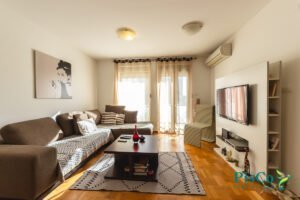 Izdaje se moderan jednosoban stan u ulici Baku 50m2 5 Jednosoban Baku 2 of 7