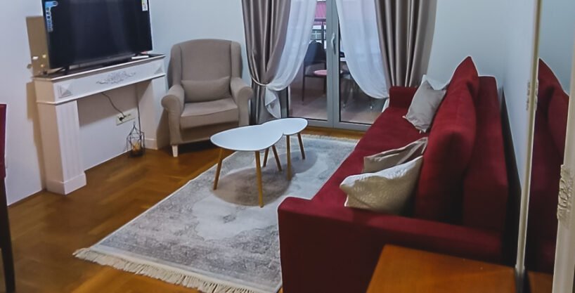 Izdaje se lijep jednosoban stan na Zabjelu 40m2 2 Izdaje se lijep jednosoban stan na Zabjelu 40m2