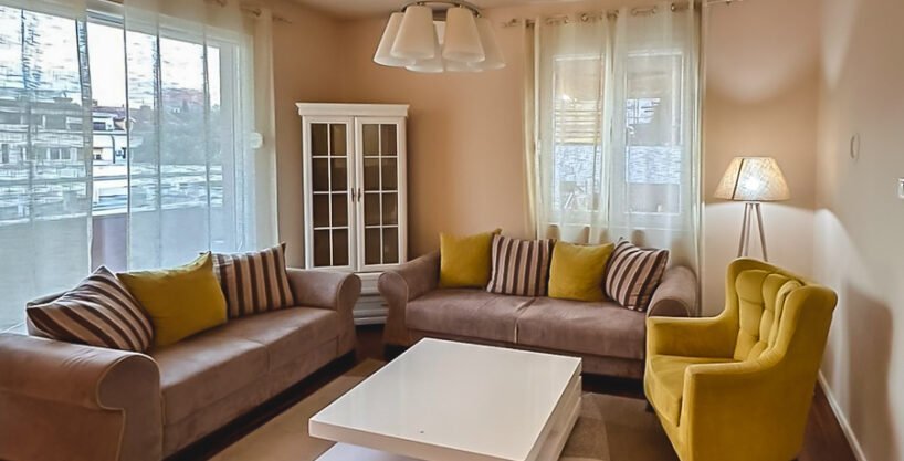 Jednosoban lux stan u strogom centru grada 75m2 2 Jednosoban lux stan u strogom centru grada 75m2