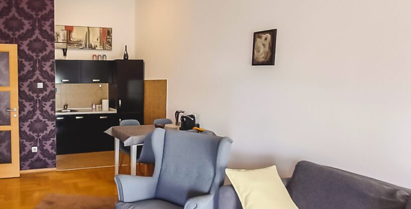 Izdaje se jednosoban stan 50m2 kod Krivog mosta 2 Izdaje se jednosoban stan 50m2 kod Krivog mosta