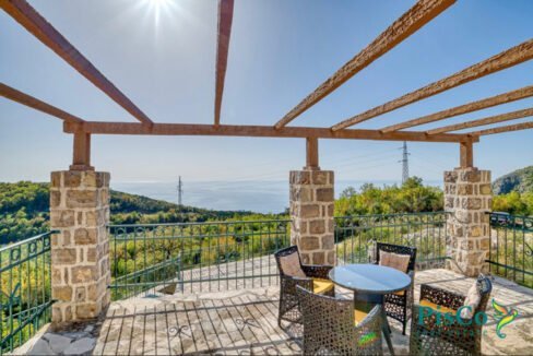 Kamena kuca (2 of 15)