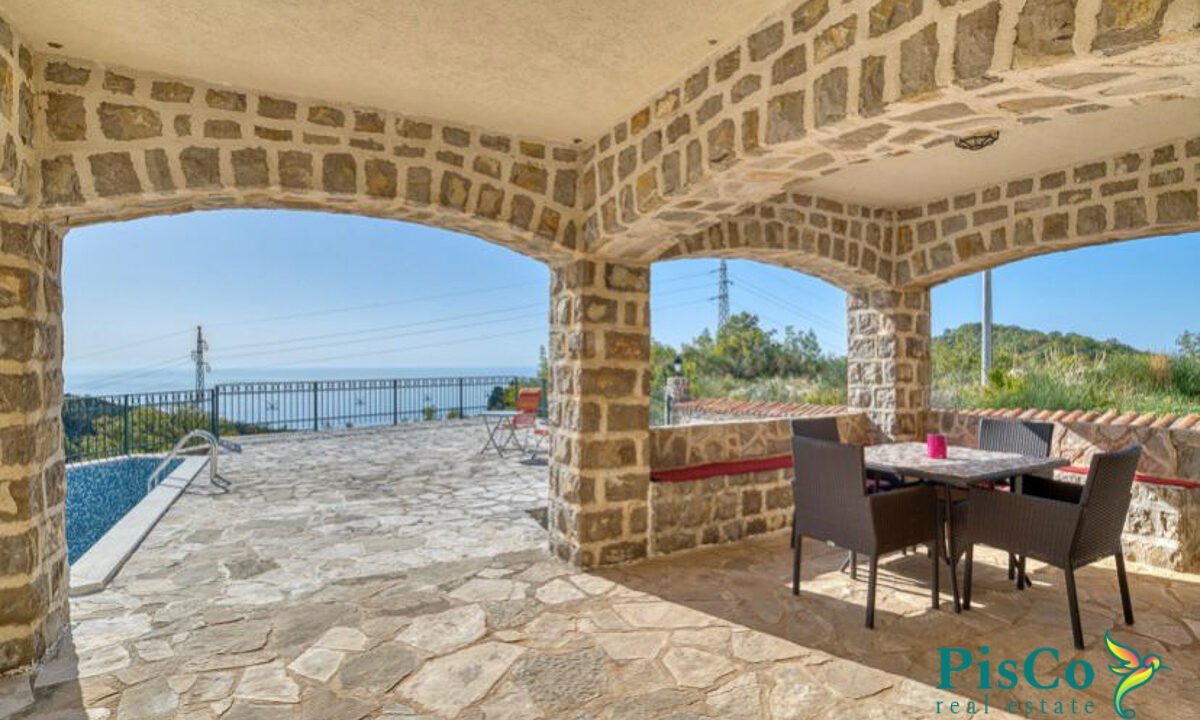 Kamena kuca (3 of 15)