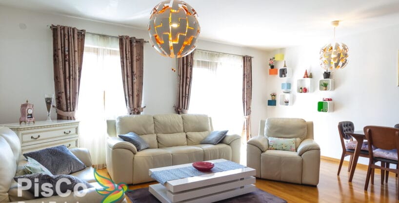 Modern two-room apartment in Baku street 91m2 + garage space 2 Dvosoban ulica Baku 1 of 14 1