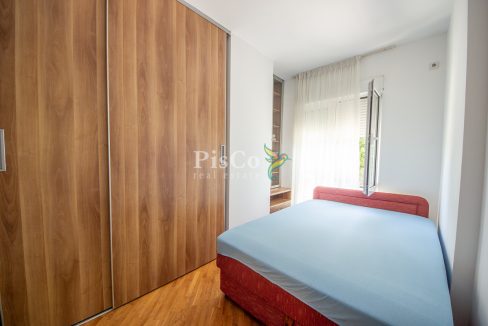 Izdavanje dvosoban stan City kvart, 60m2, Podgorica-1881