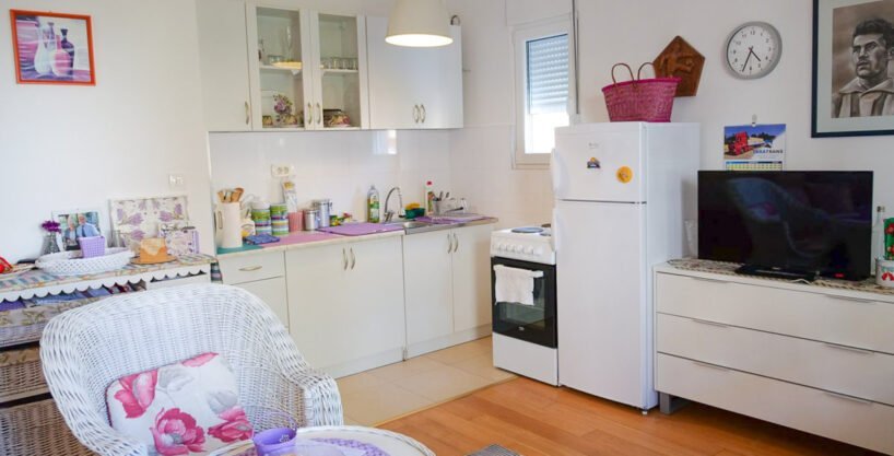 Izdavanje, namješten jednosoban 47m2, Blok 9, Podgorica