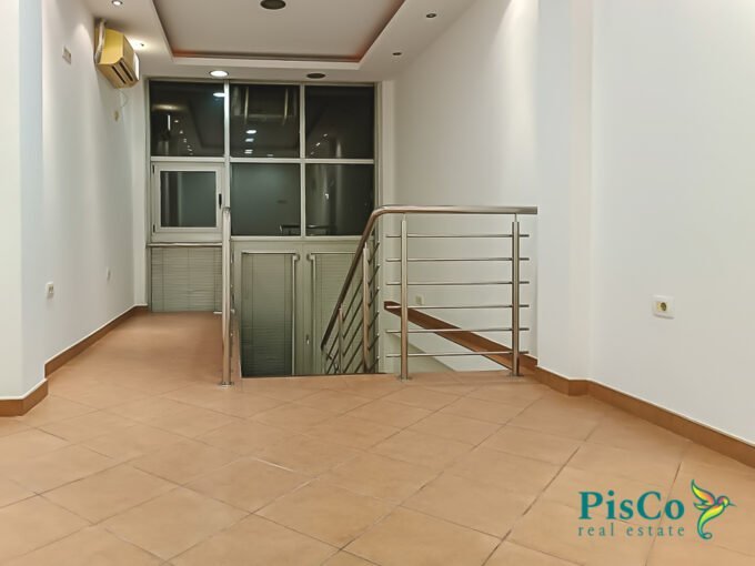Poslovni Centar 4 of 9