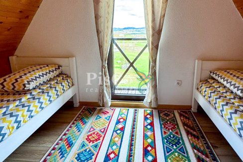 Prodaja, Trosobna Kuća, 70m2, Žabljak-97