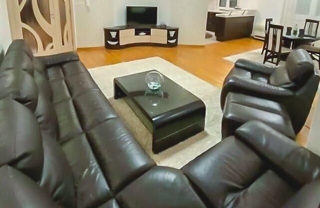 Izdaje se lijep trosoban stan 120m2 u City Kvartu