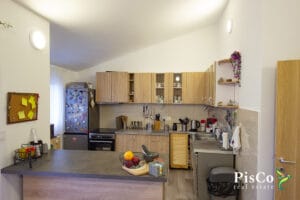 Prostrana moderna porodična kuća sa velikim dvorištem, Novogradnja, Donja Gorica, 4 donja gorica prodaja dvospratna kuca lux 160m2 430k 25 of 32