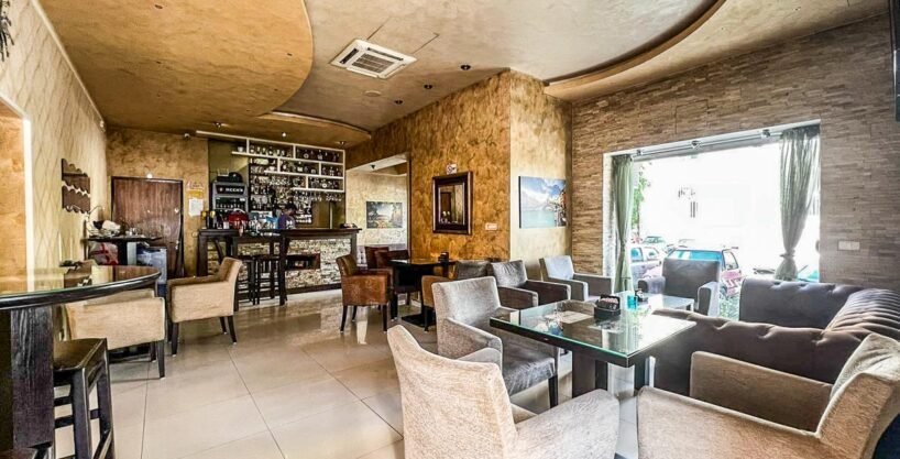 Poslovni prostor, 65m2, Centar, Podgorica