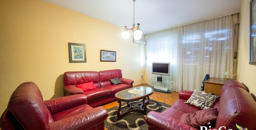 Prodaja, Trosoban stan, 91m2, ulica 4 Jula, Podgorica