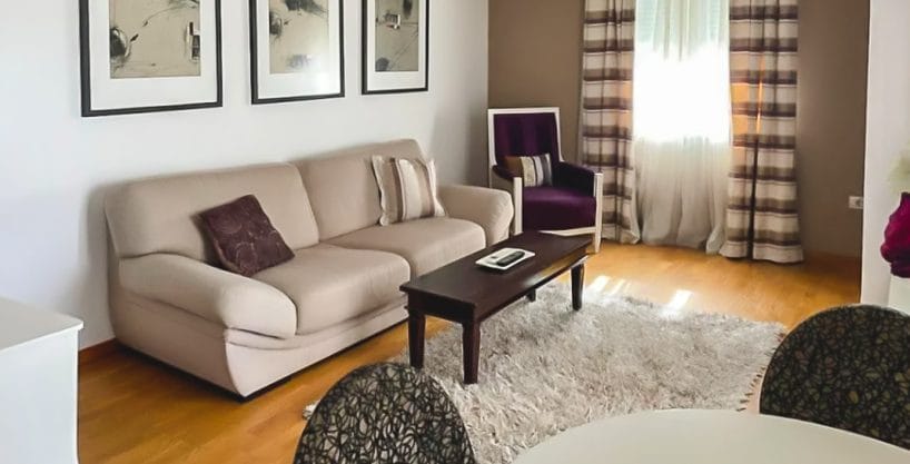 Izdaje se moderan dvosoban stan u City kvartu 63m2