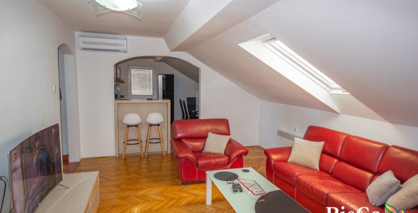 Dvosoban stan, 85 m2, Centar, Nikšić