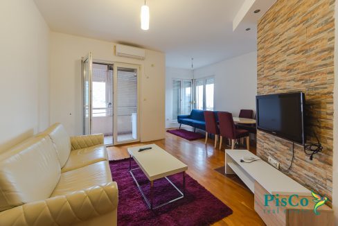 Jednosoban Tolosi (1 of 8)