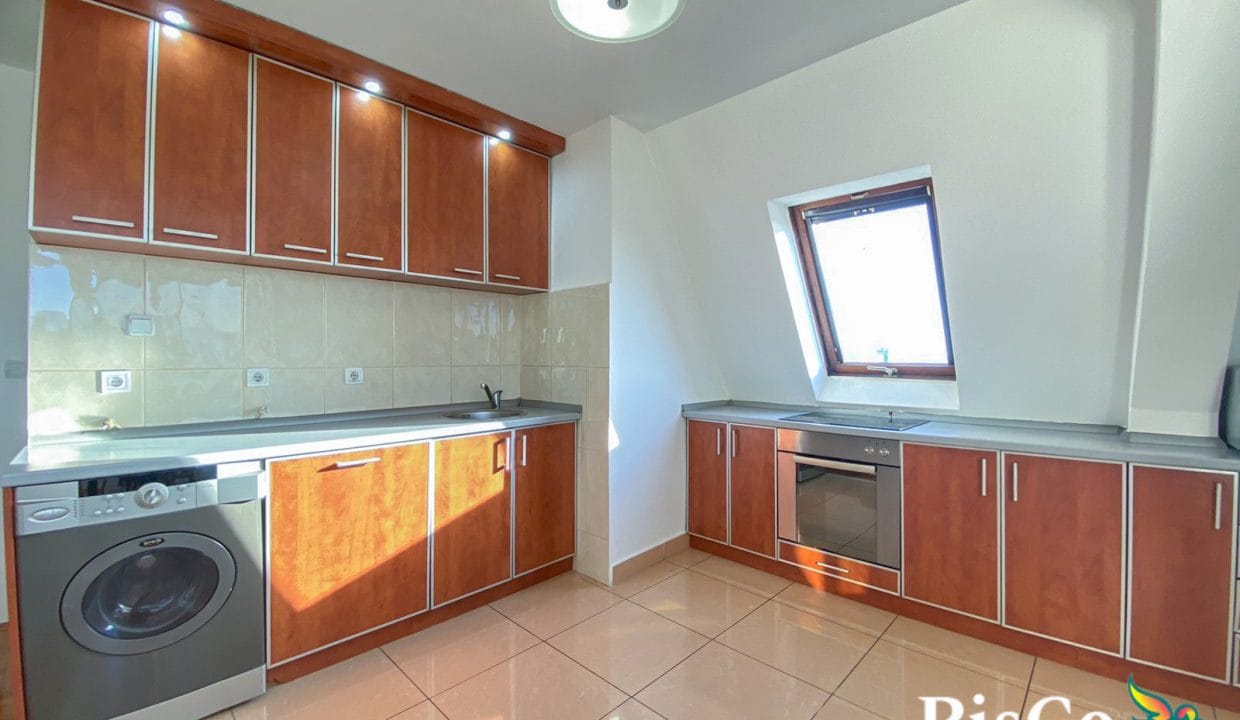 Prodaja Dvosoban Stan, 86 m2, Strogi Centar Podgorice (3 of 11)