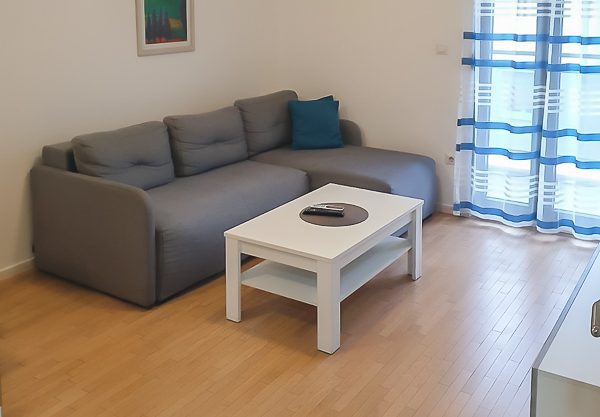 Izdaje se jednosoban stan u Novoj Dalmatinskoj ulici 45m2