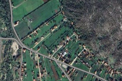 Urbanizovano Zemljiste u Ozrinicima 5411m2 Niksic 1 of 1