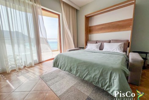 Bečići – Luksuzna Garsonjera s Panoramskim Pogledom na More, 52m2-59-3