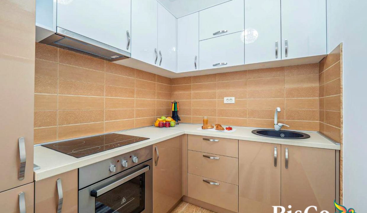 Jednosoban stan sa pogledom na more, Bečići, 51m2 (6 of 9)