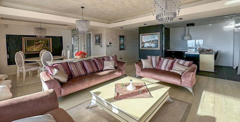 Luksuzan stan sa 4 Spavaće Sobe i Panoramskim Pogledom na More, 177m2, Budva