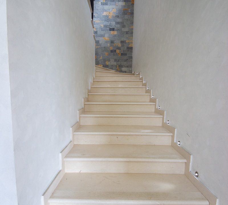 Luksuzna vila, 380m² sa terasama, plac 500m² – Krimovica-1414