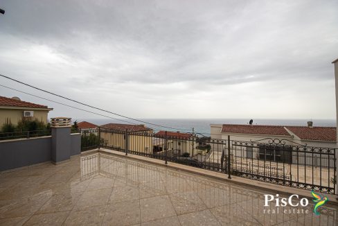 Luksuzna vila, 380m² sa terasama, plac 500m² – Krimovica-1425