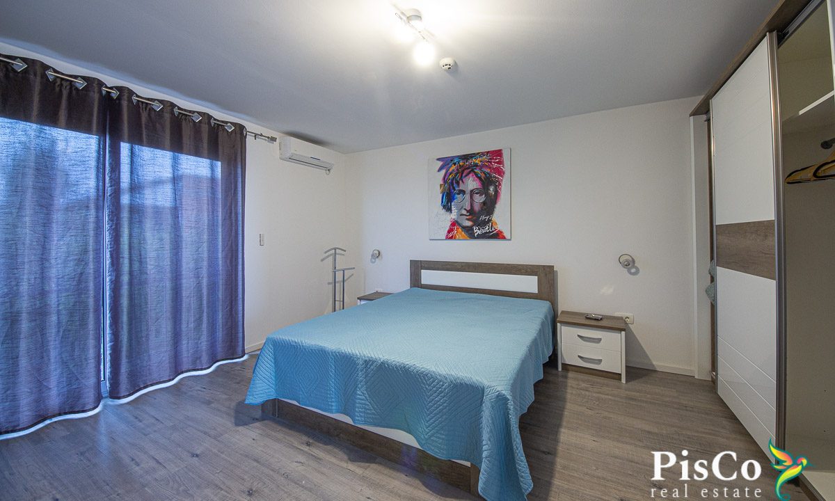 Luksuzna vila, 380m² sa terasama, plac 500m² – Krimovica-1426