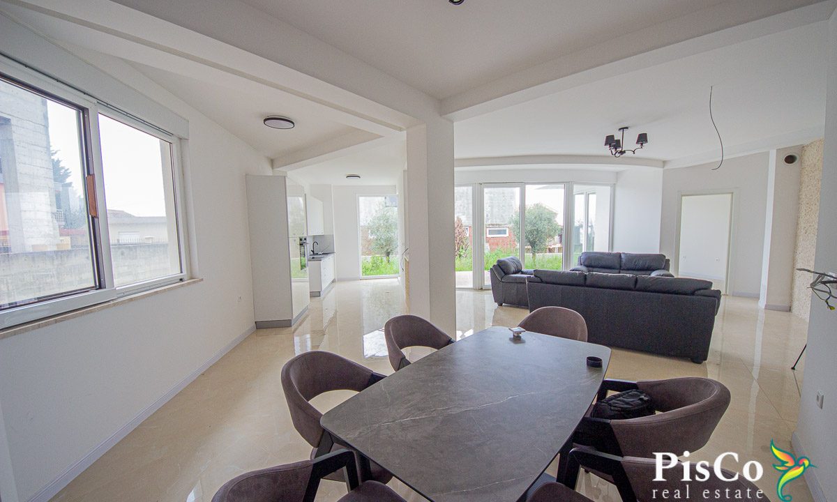 Luksuzna vila u Krimovici, 467m², Kotor-1378