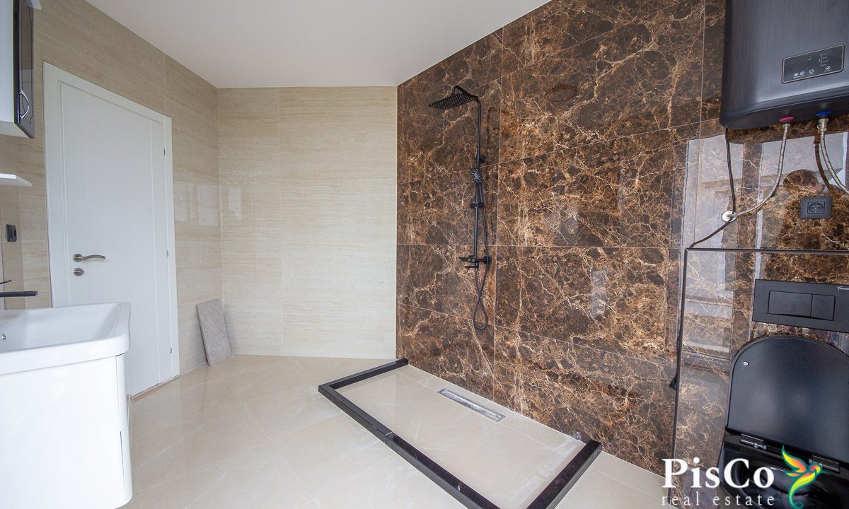 Luksuzna vila u Krimovici, 467m², Kotor-1391