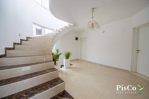 Luksuzna vila u Krimovici, 467m², Kotor-1396