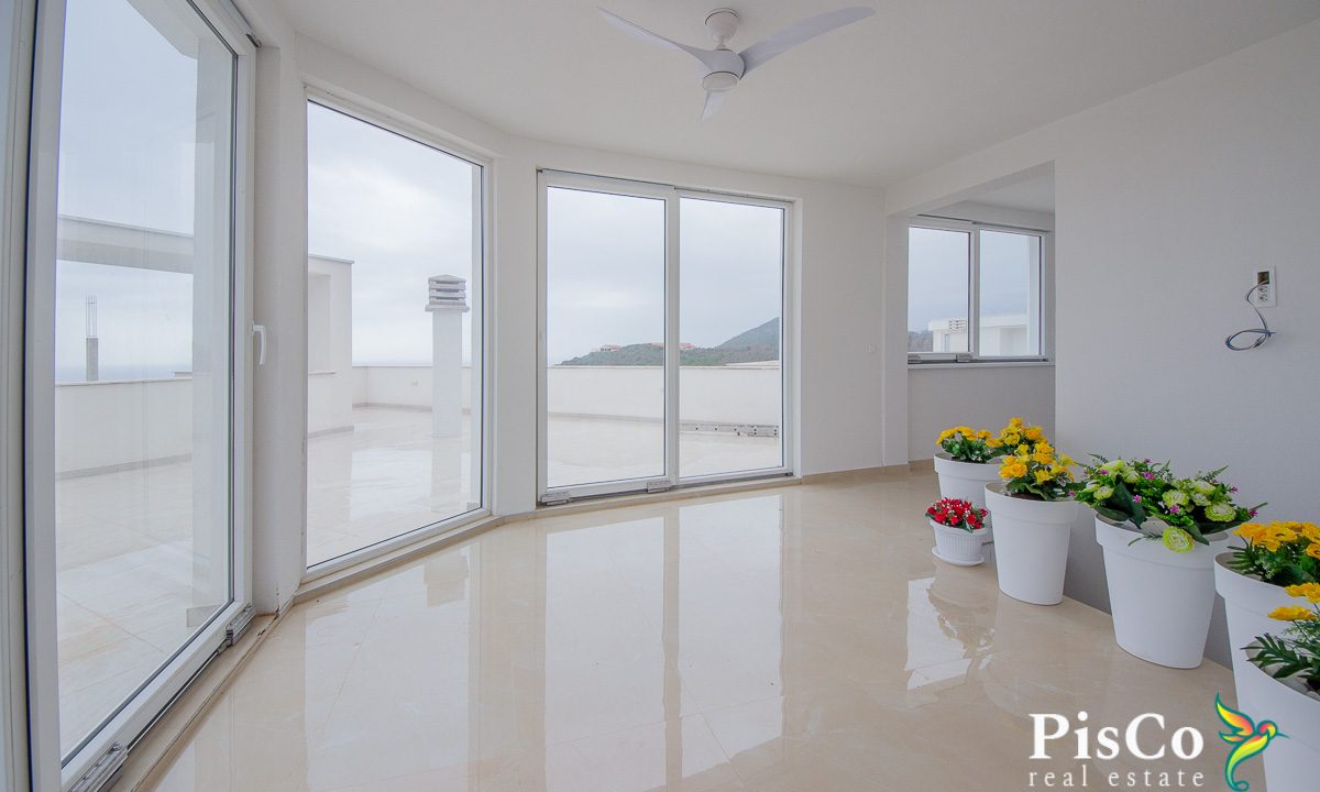 Luksuzna vila u Krimovici, 467m², Kotor-1397