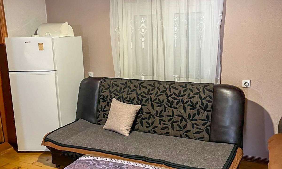 Prodaje se kuća 120m2 sa placem 2400m2, Nikšić, Župa Nikšićka (6 of 18)