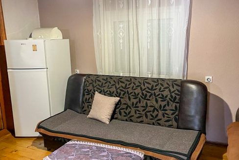 Prodaje se kuća 120m2 sa placem 2400m2, Nikšić, Župa Nikšićka (6 of 18)