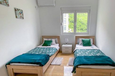 Prostran dvosoban stan sa pogledom na more – Rafailovići, Maslinovo Brdo, 60m2-35-3