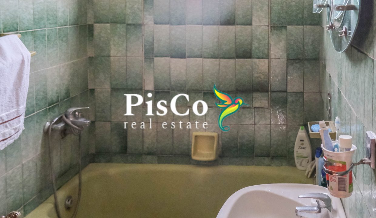 Spratna kuca 160m2, plac 800m2, Straševina (4 of 9)