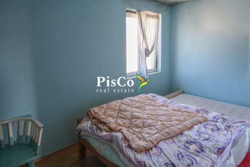 Spratna kuca 160m2, plac 800m2, Straševina (7 of 9)