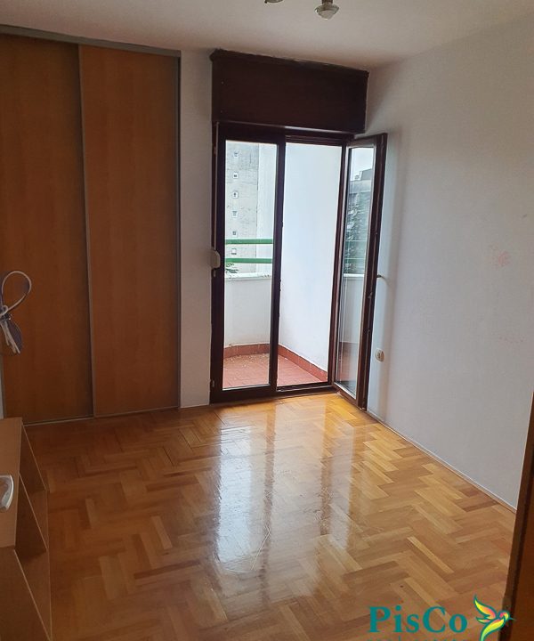 Trosoban Ruske kule (5 of 10)