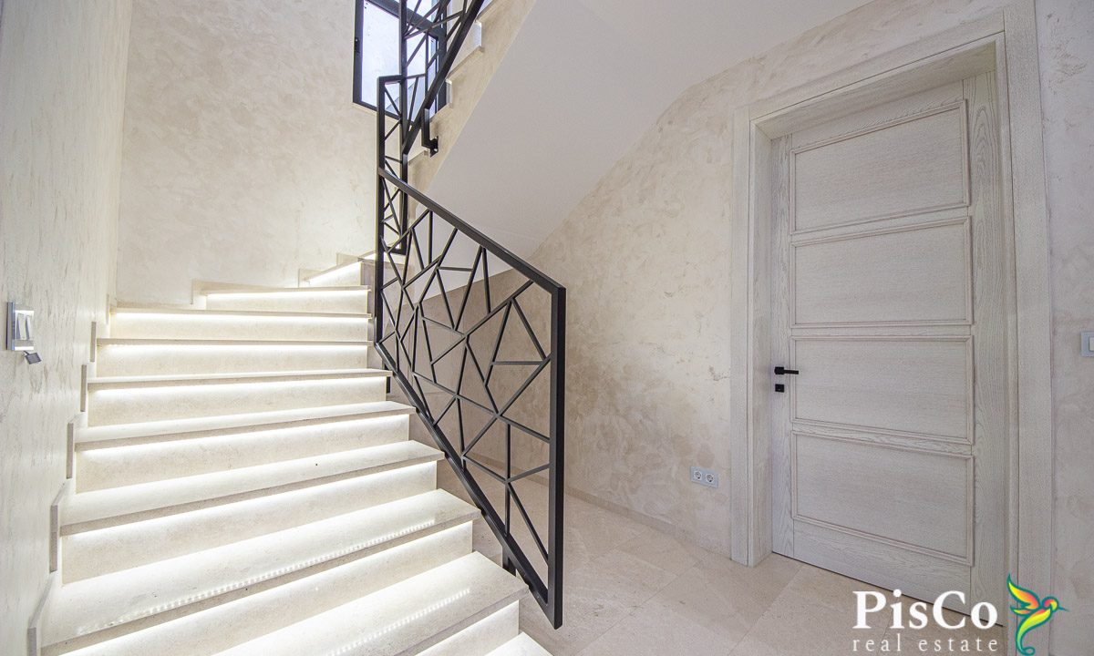 Vila na prodaju, 240 m², Krimovica, Kotor--10