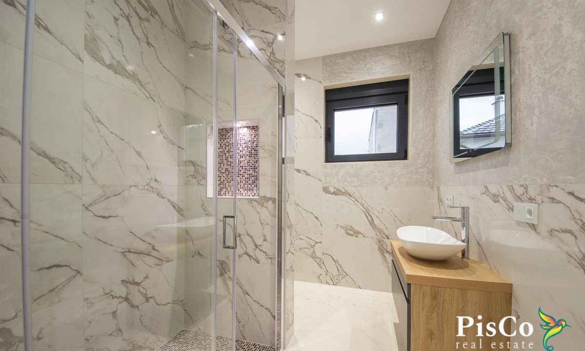 Vila na prodaju, 240 m², Krimovica, Kotor--11