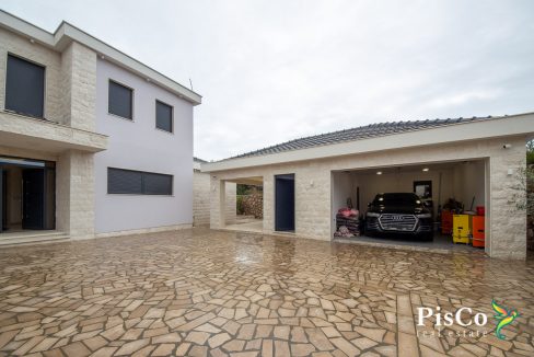 Vila na prodaju, 240 m², Krimovica, Kotor--17