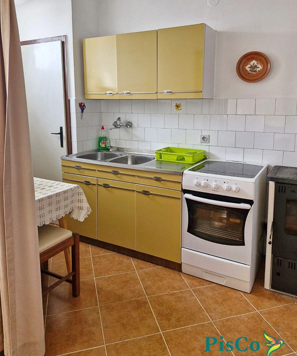 Dvosoban Cetinje (1 of 14)