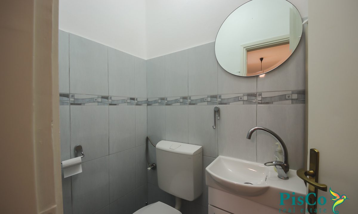 Dvosoban Preko Morace kod sportskog (2 of 2)