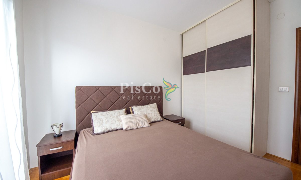 Izdaje se jednosoban stan 42m2, Stari aerodrom, Podgorica-1724