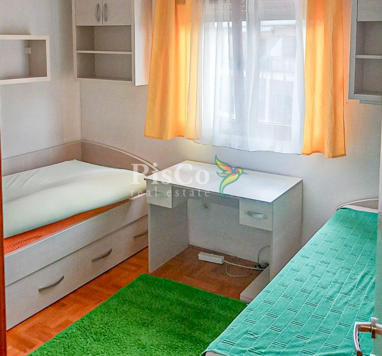 Izdavanje dvosoban stan 63m2, Stari aerodrom, Podgorica-684