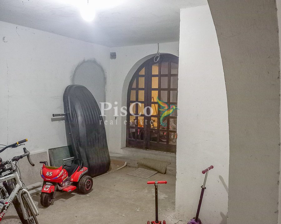 Izdavanje magacinski prostor 150m2, Masline, Podgorica-091505