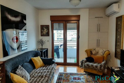 Jednosoban Maxim zgrada (2 of 6)